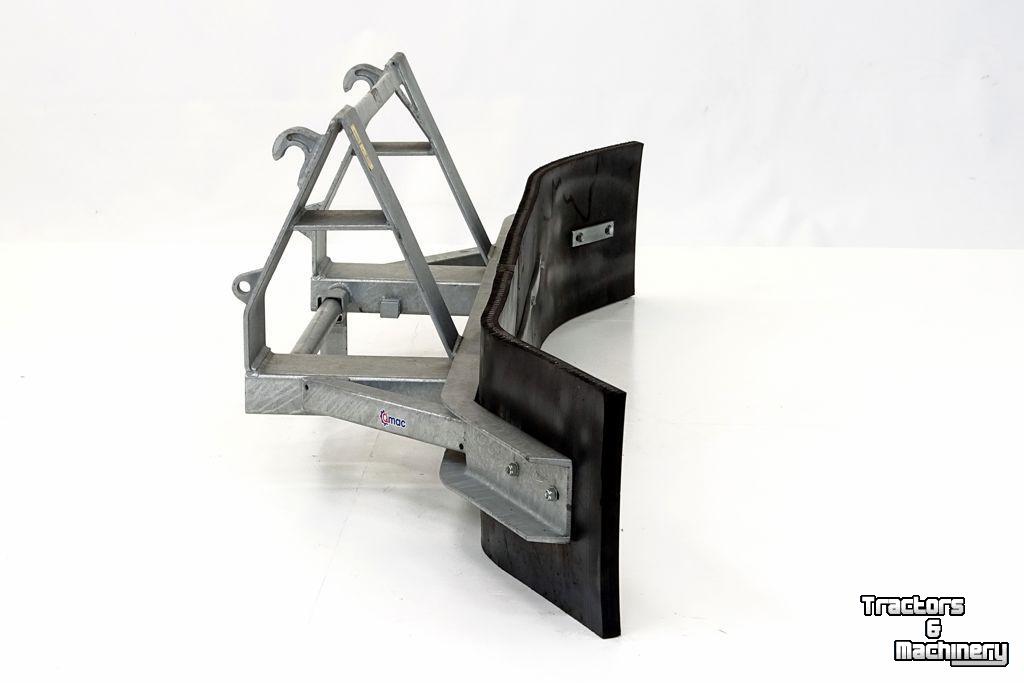 Rubber yard scraper Qmac  RUBBERSCHUIF  EURO 2.70