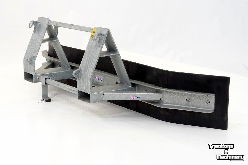 Rubber yard scraper Qmac  RUBBERSCHUIF  EURO 2.70