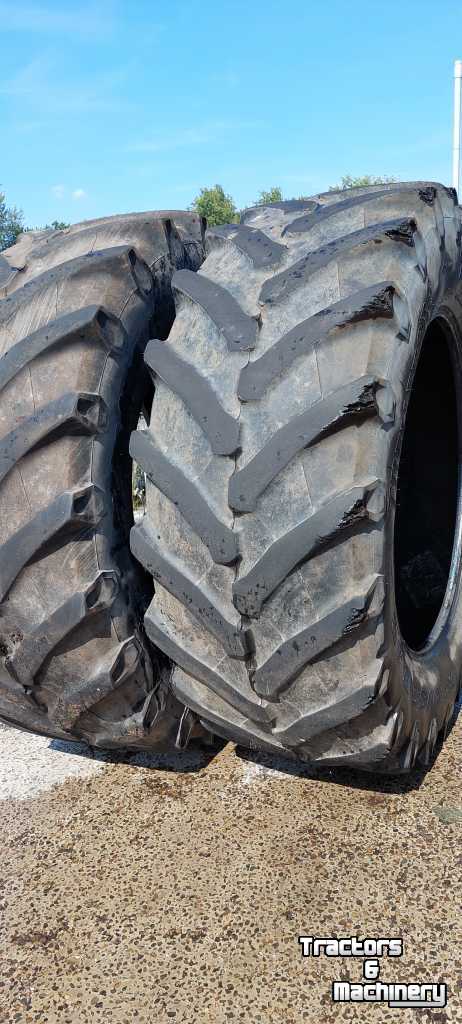 Wheels, Tyres, Rims & Dual spacers Trelleborg 650/65R42 TM800 1,5 cm profiel