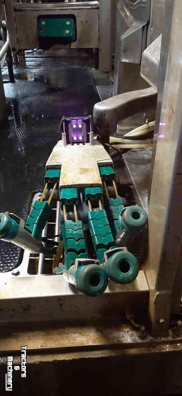 Milking robot GEA GEA Melkrobot rechter model monobox