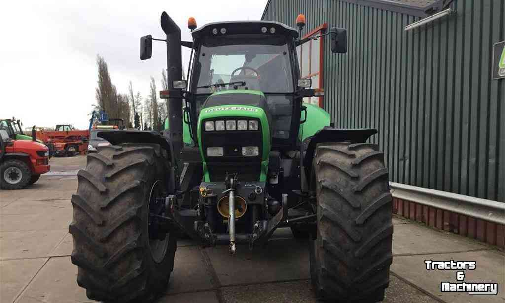 Tractors Deutz-Fahr M 650 Tractor
