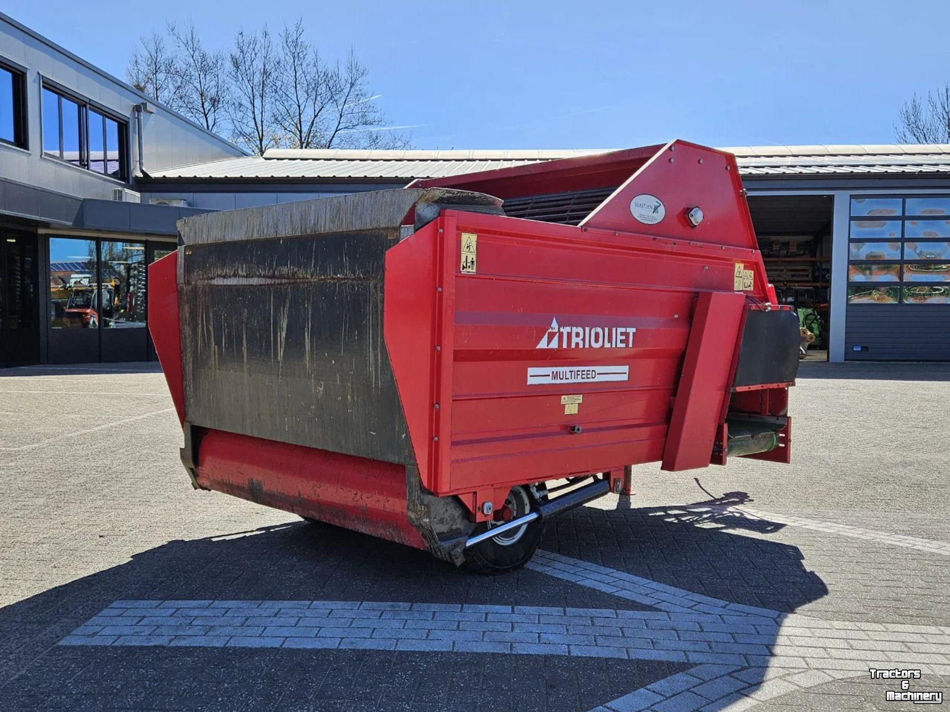 Silage-block distribution wagon Trioliet Multifeed