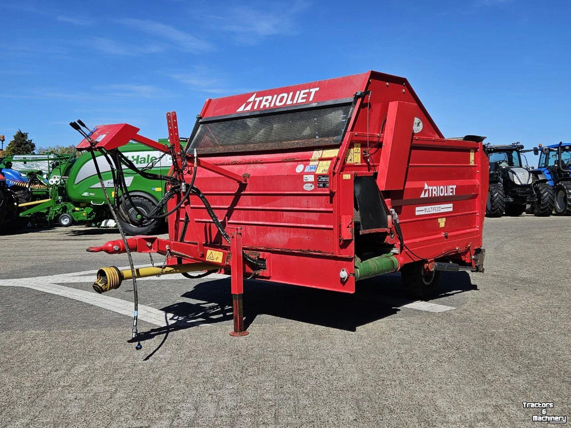 Silage-block distribution wagon Trioliet Multifeed