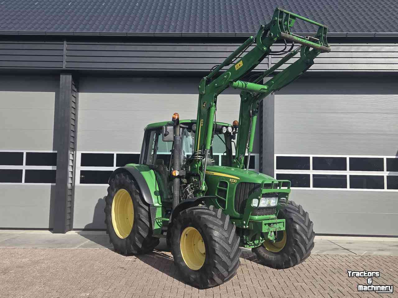 Tractor John Deere 6230 Premium Power Quad