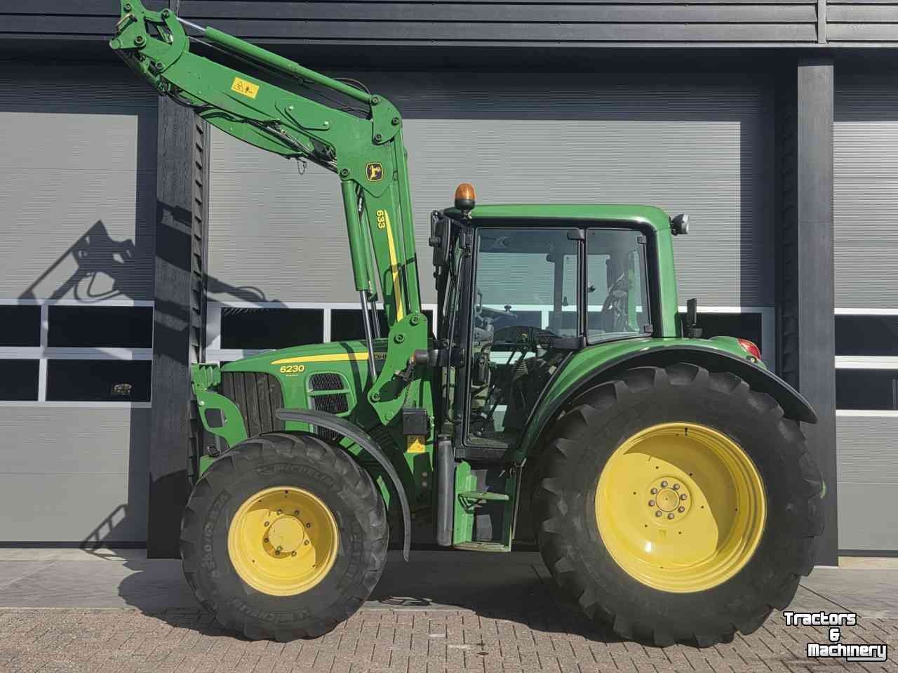 Tractor John Deere 6230 Premium Power Quad