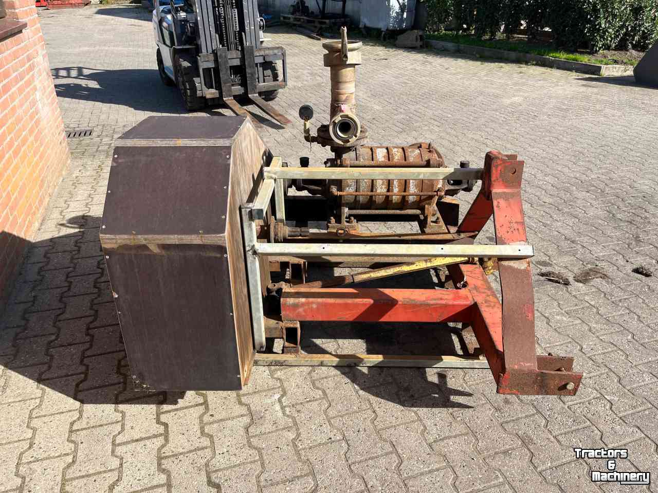 Irrigation pump  Waterpomp aftakasaangedreven diversen
