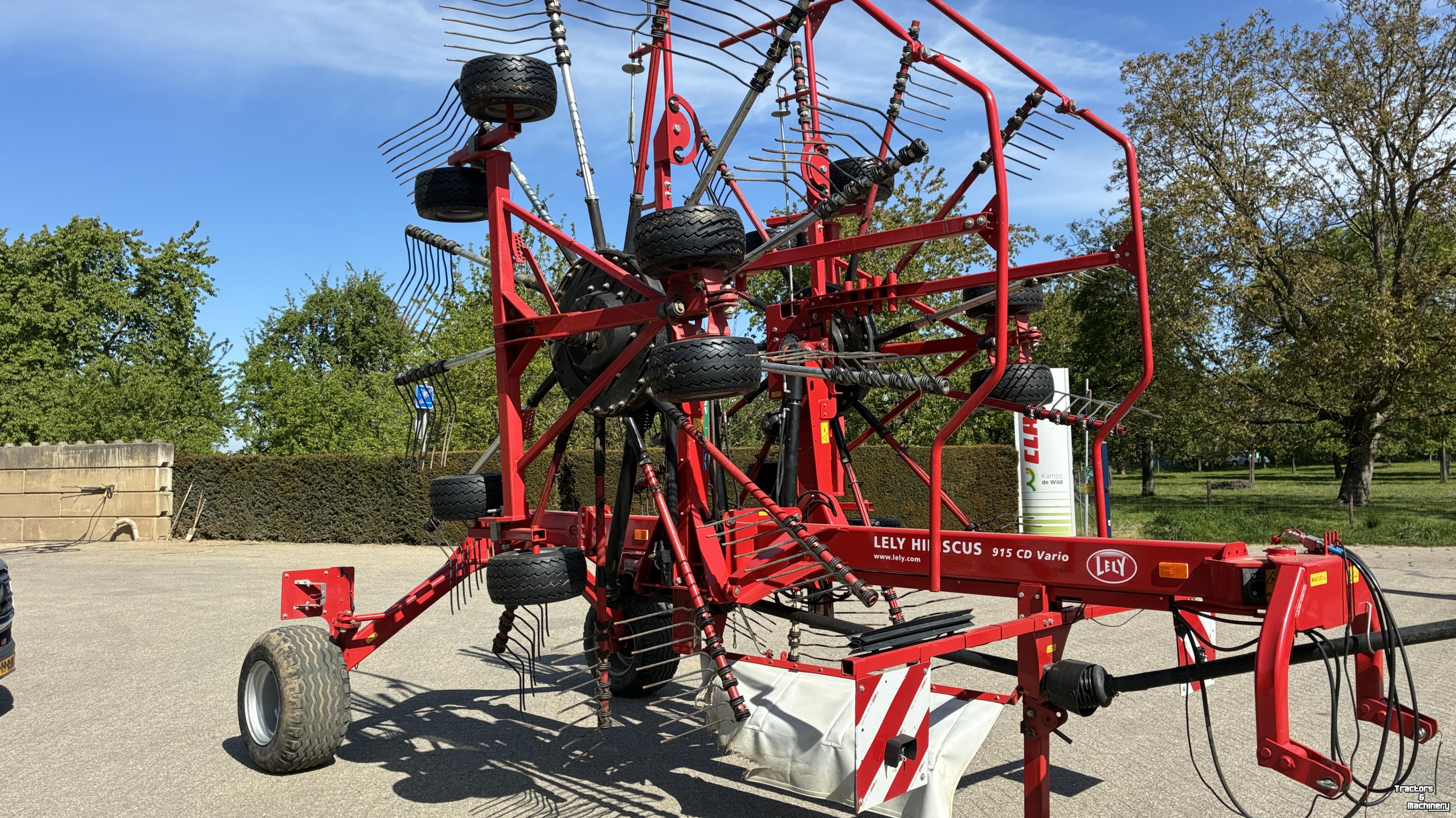 Rake Lely Hibiscus 915 CD Vario