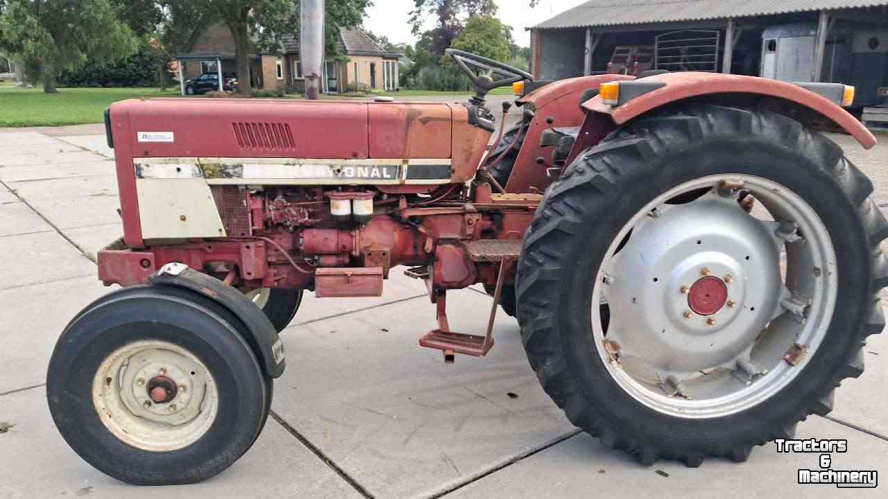Tractor International 633