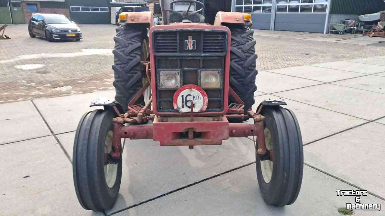 Tractor International 633
