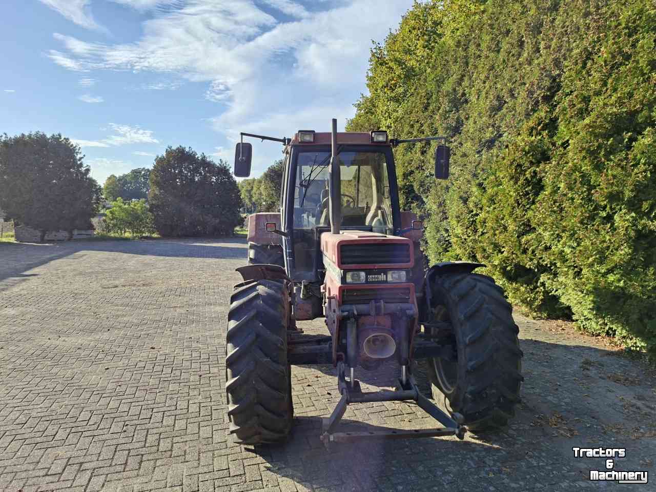 Tractor Case-IH 1056 XL