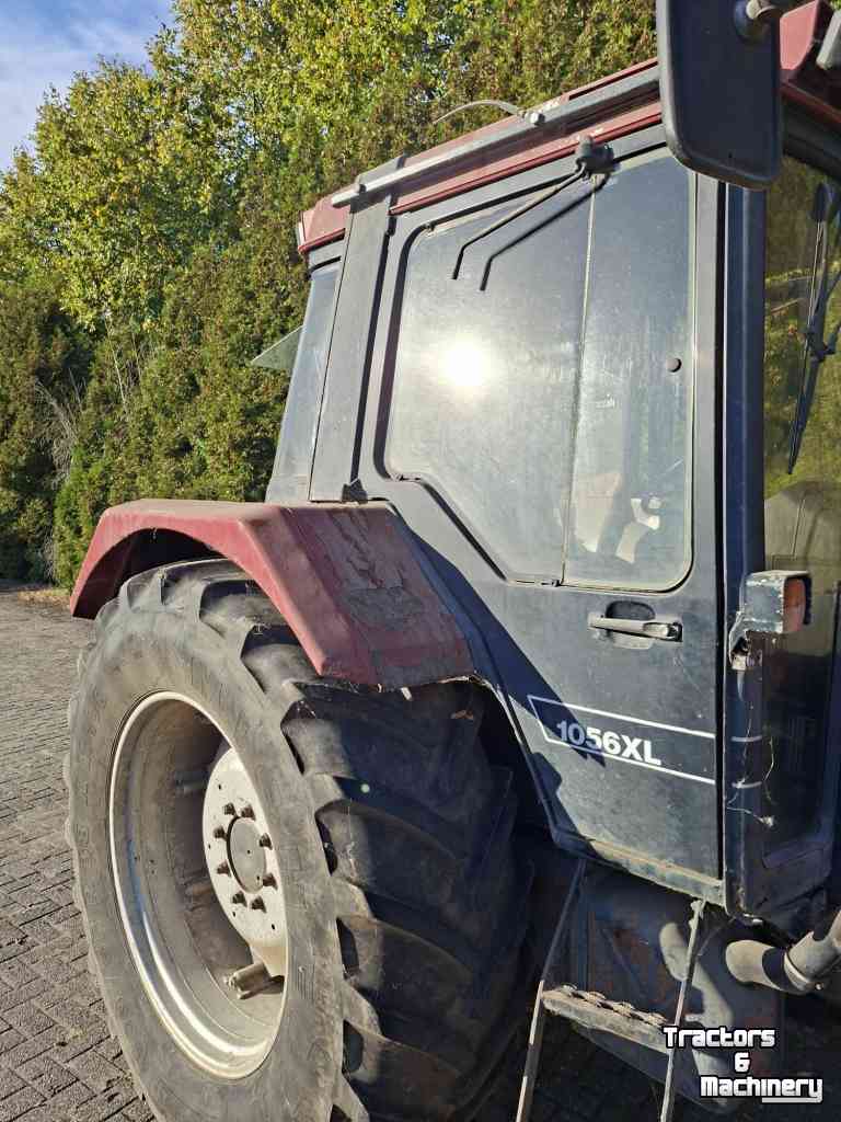 Tractor Case-IH 1056 XL