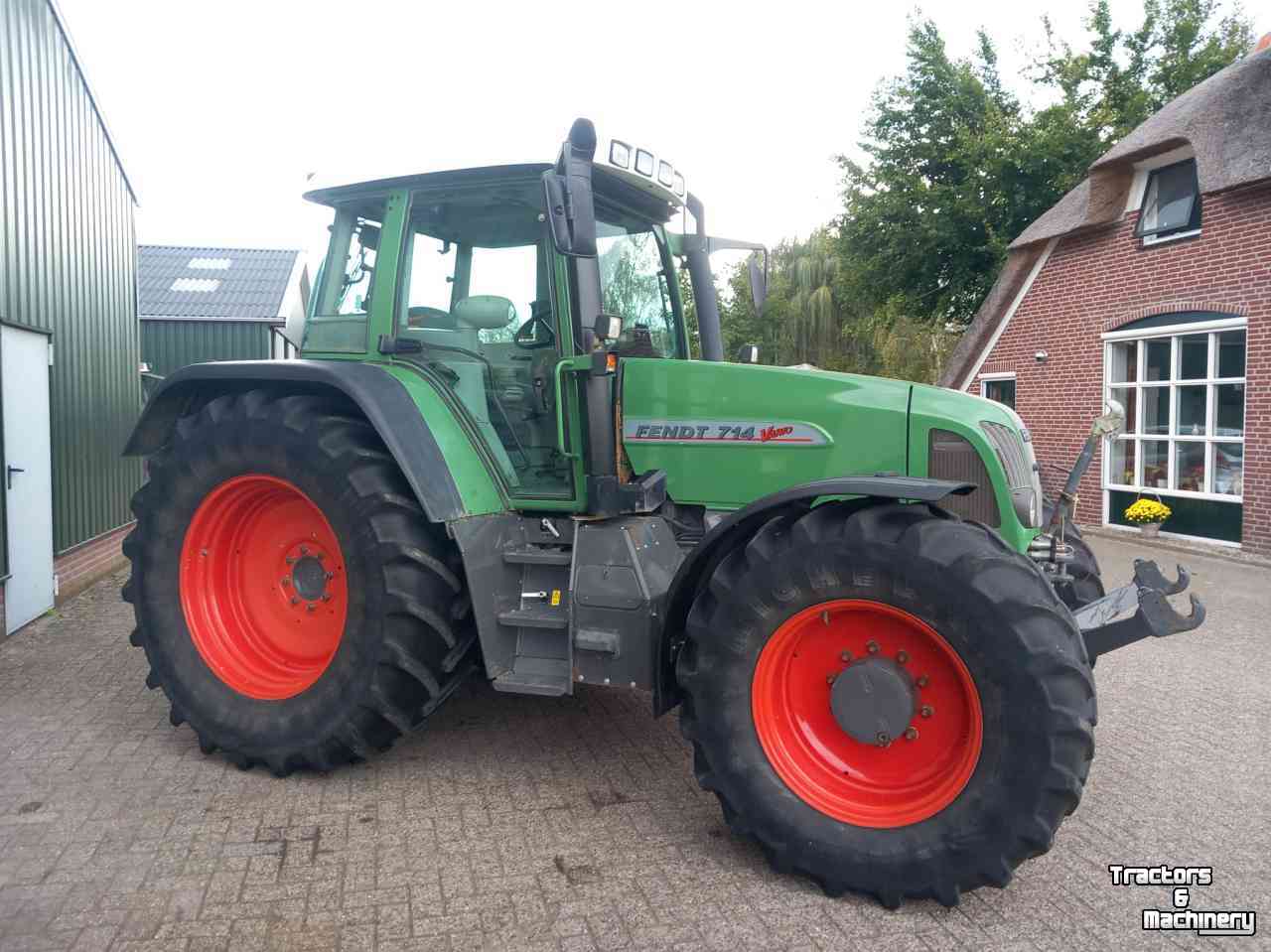 Tractor Fendt 714 Vario