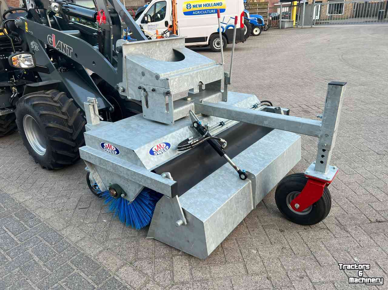 Sweeper M-Sweep HSTV 600 150 veegmachine Giant nieuw