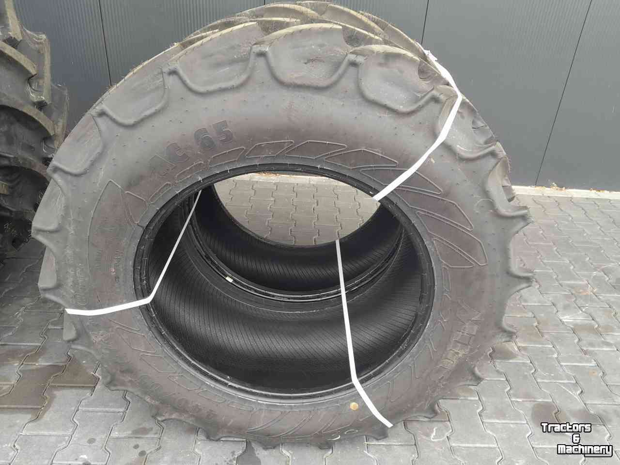 Wheels, Tyres, Rims & Dual spacers Mitas 540/65R38 & 440/65R28