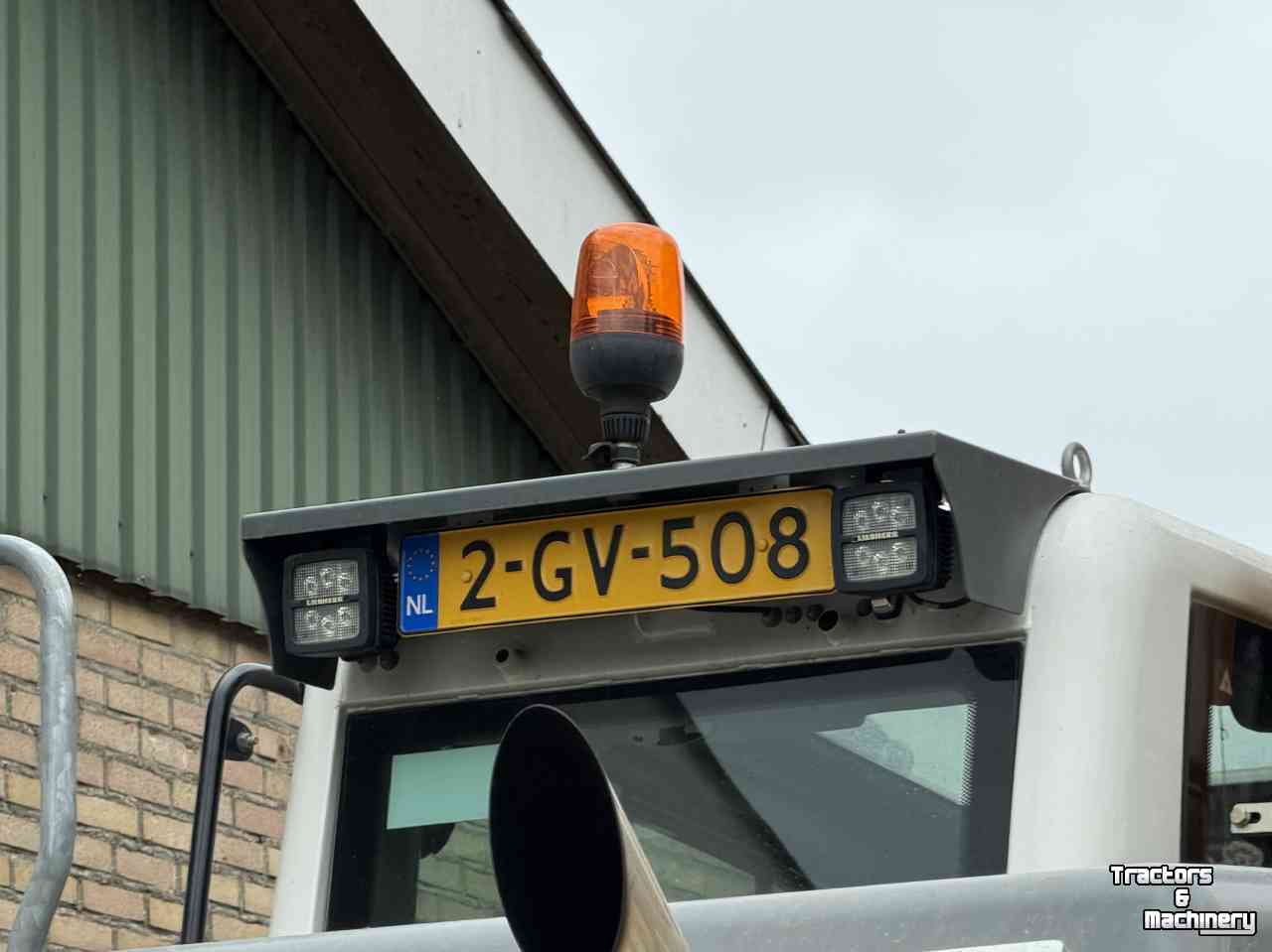 Excavator Liebherr A914 met Engcon draaikantelstuk