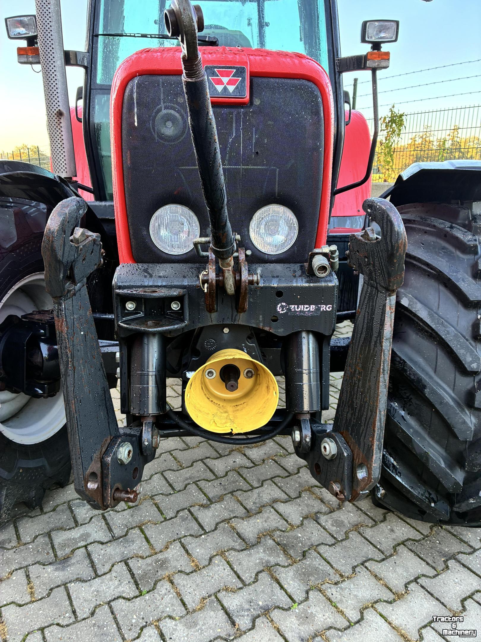 Tractor Massey Ferguson 5455 Dyna4