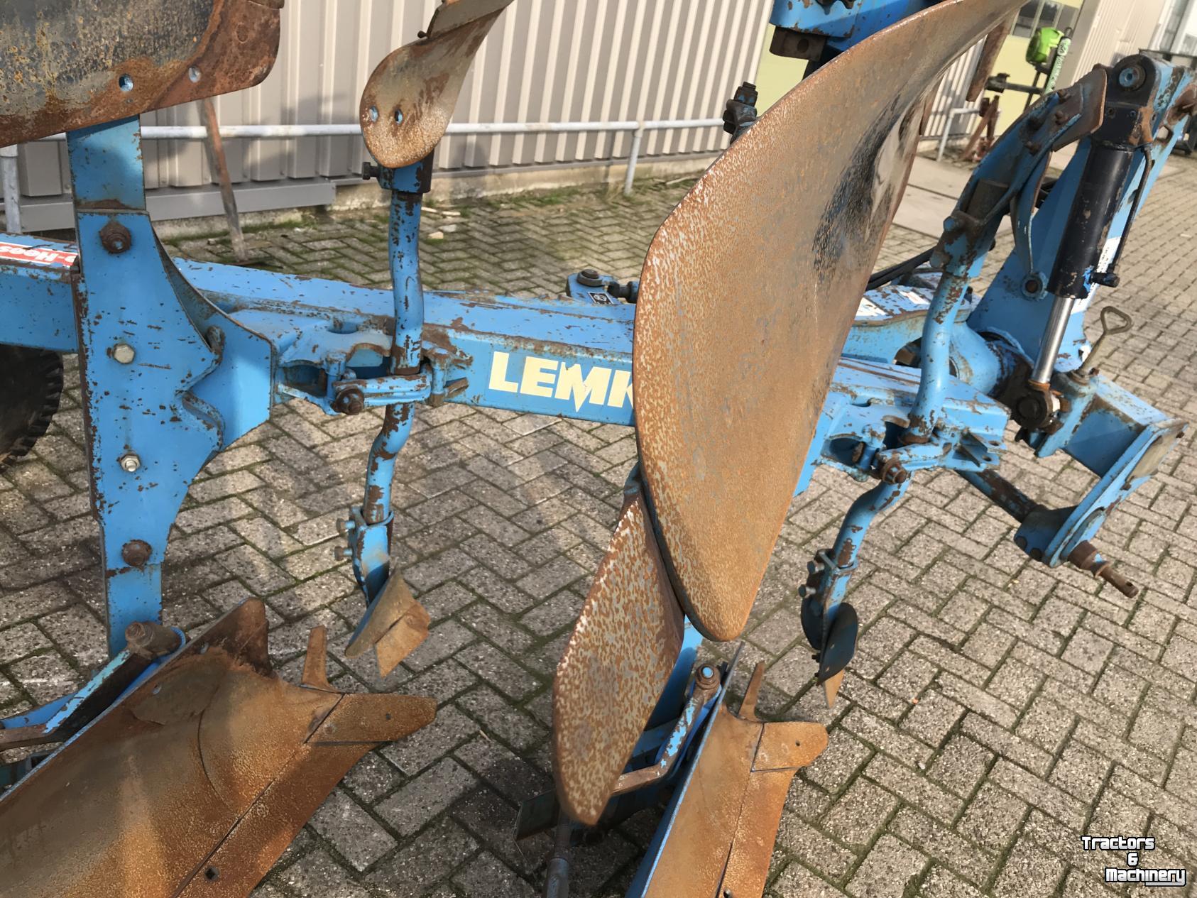 Ploughs Lemken Opal 140