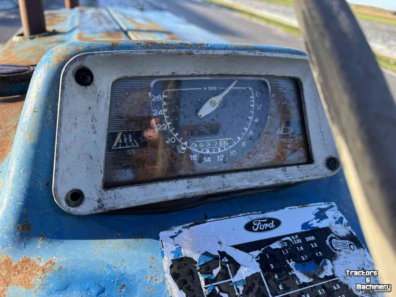 Two-wheel tractor Ford 3000