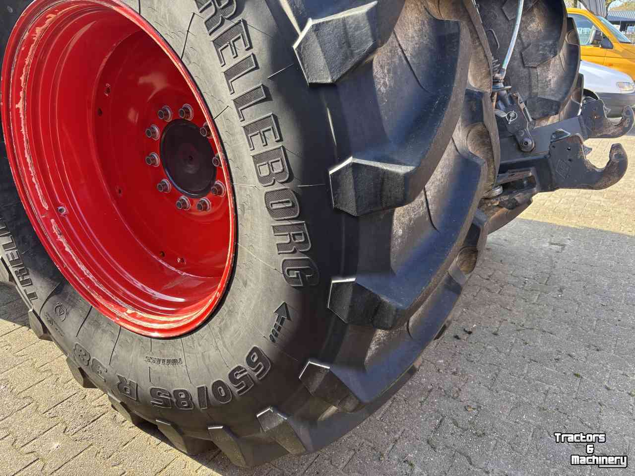 Wheels, Tyres, Rims & Dual spacers Trelleborg 650/85R38 TM900 90%