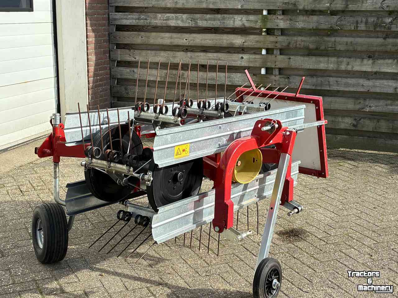 Rake Daros D120-150cm
