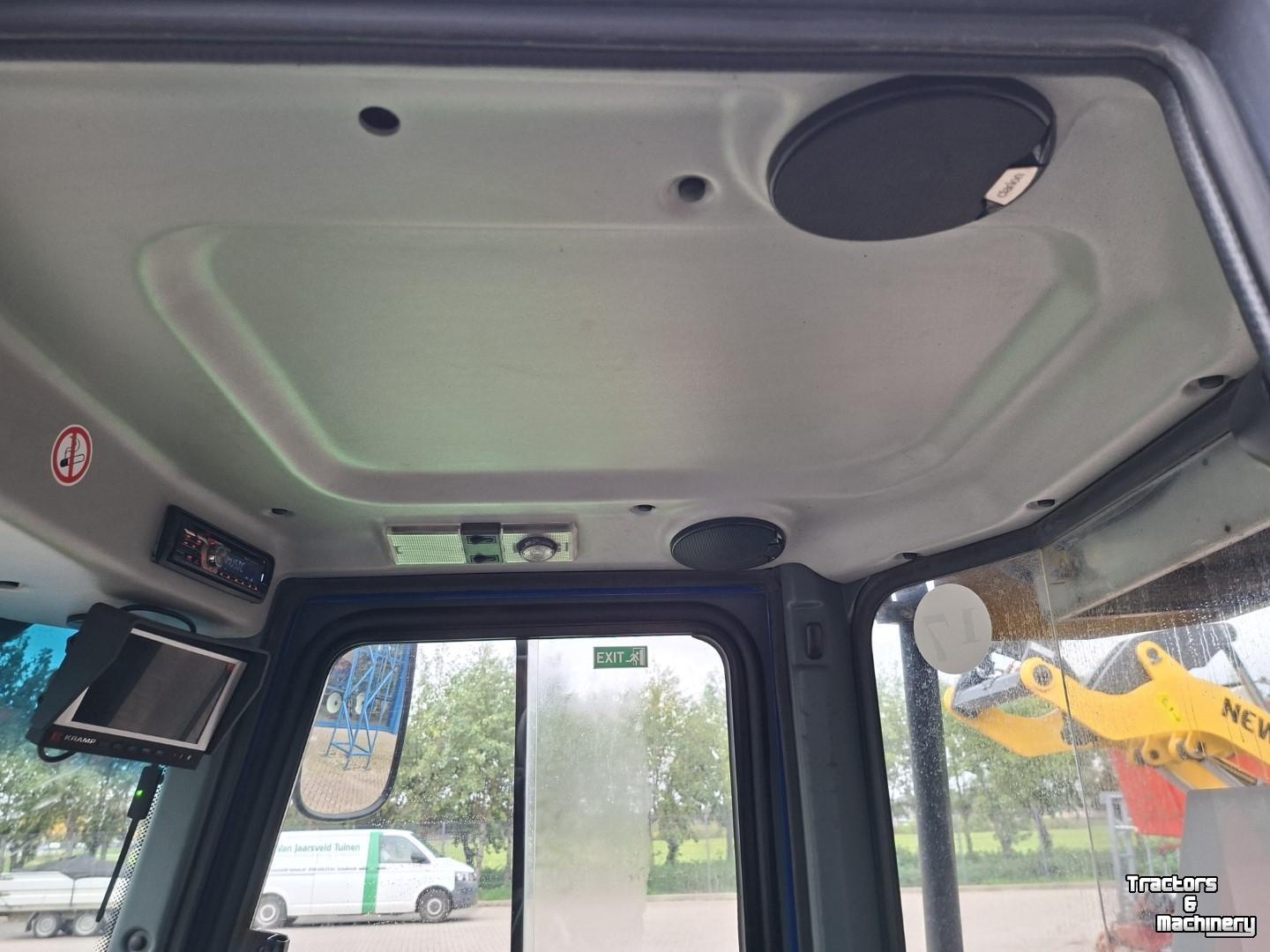 Tool carrier  286