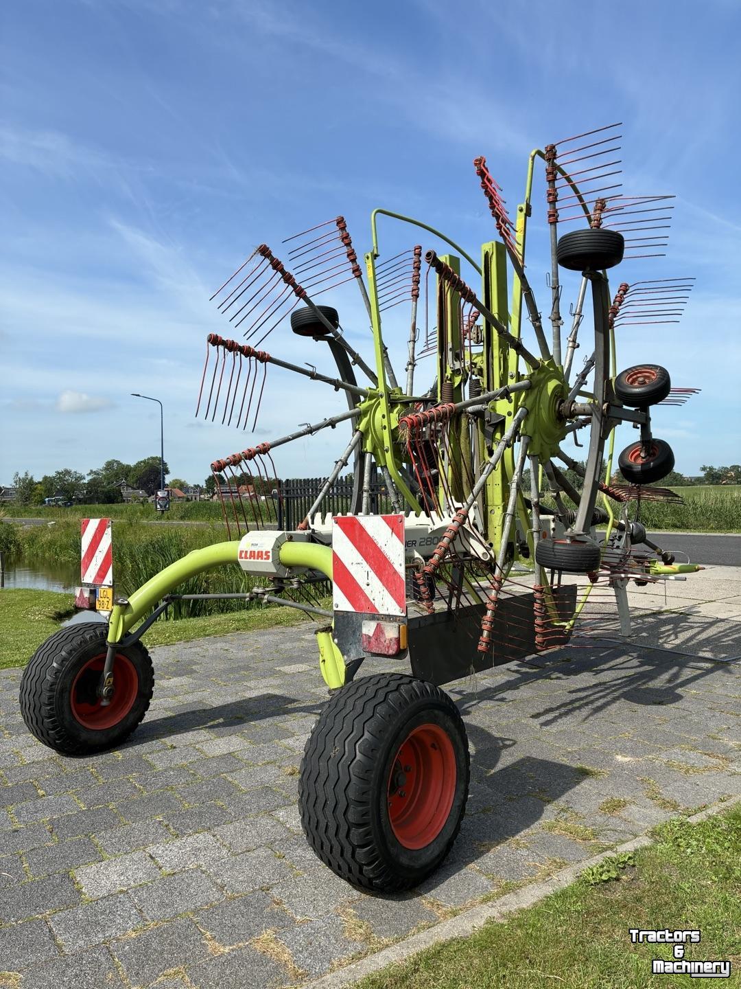 Rake Claas LINER 2800 15/55-17
