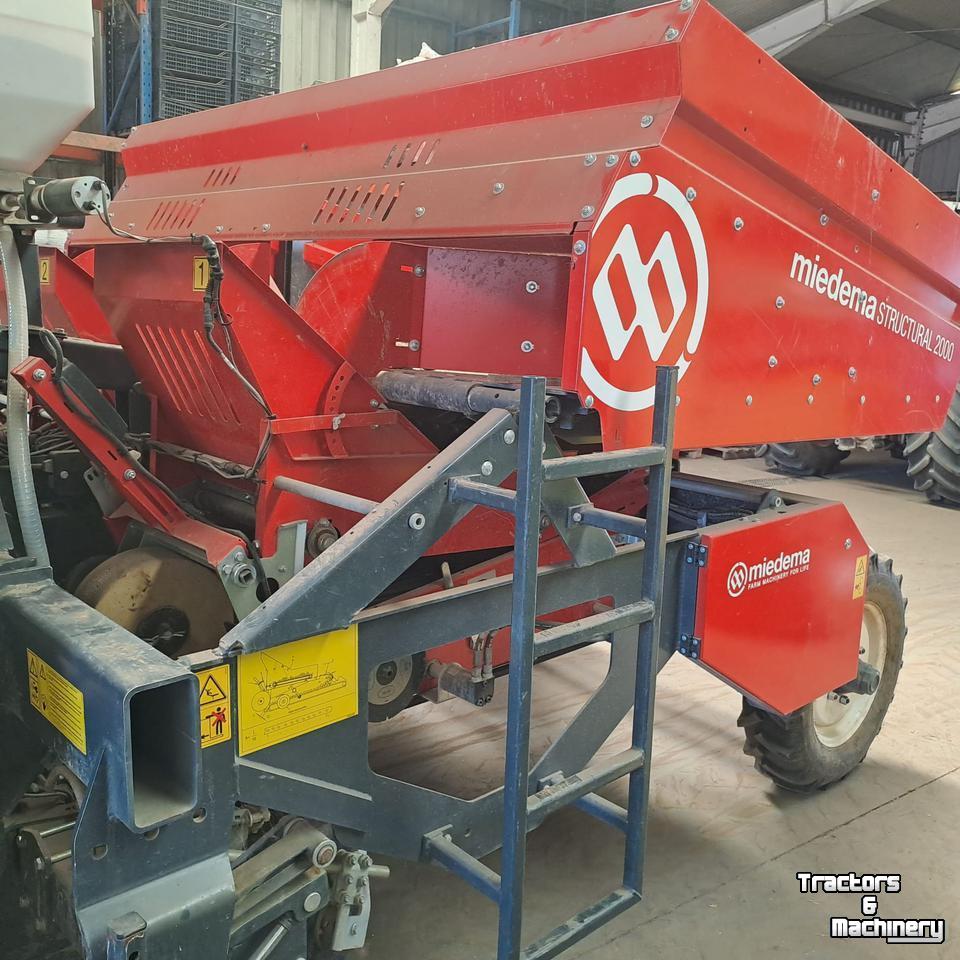 Potato planter Miedema Dewulf MS 2000 Pootmachine