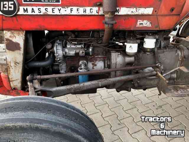 Tractors Massey Ferguson 135