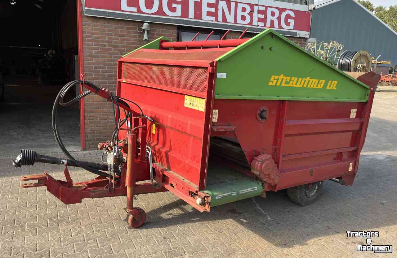 Silage-block distribution wagon Strautmann BVW Blokkenwagen doseerwagen voermachines
