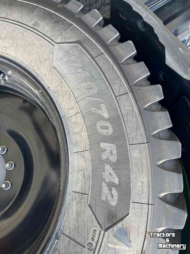 Wheels, Tyres, Rims & Dual spacers Michelin Roadbib