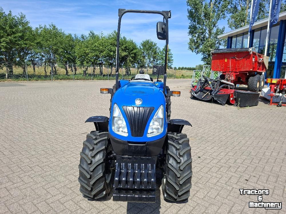 Tractor New Holland TRACTOR T4020V ROPS 4WD