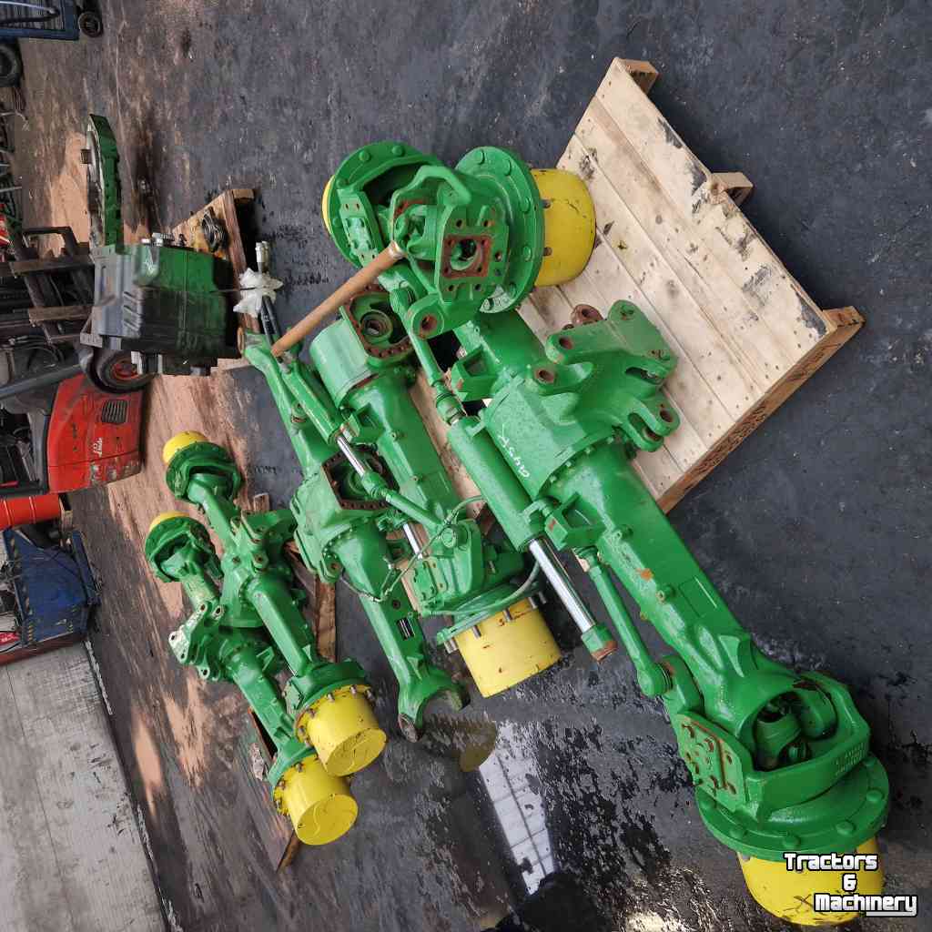Used parts for tractors John Deere R serie, axles for parts