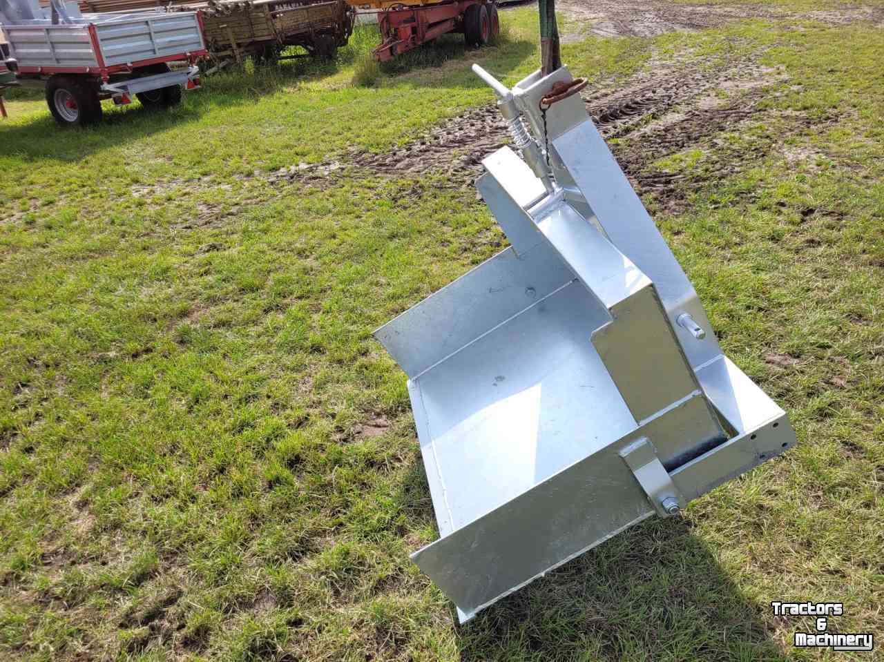 Other tillage machinery and accessories  Grondbak  100 .125 . 150 & 180 cm