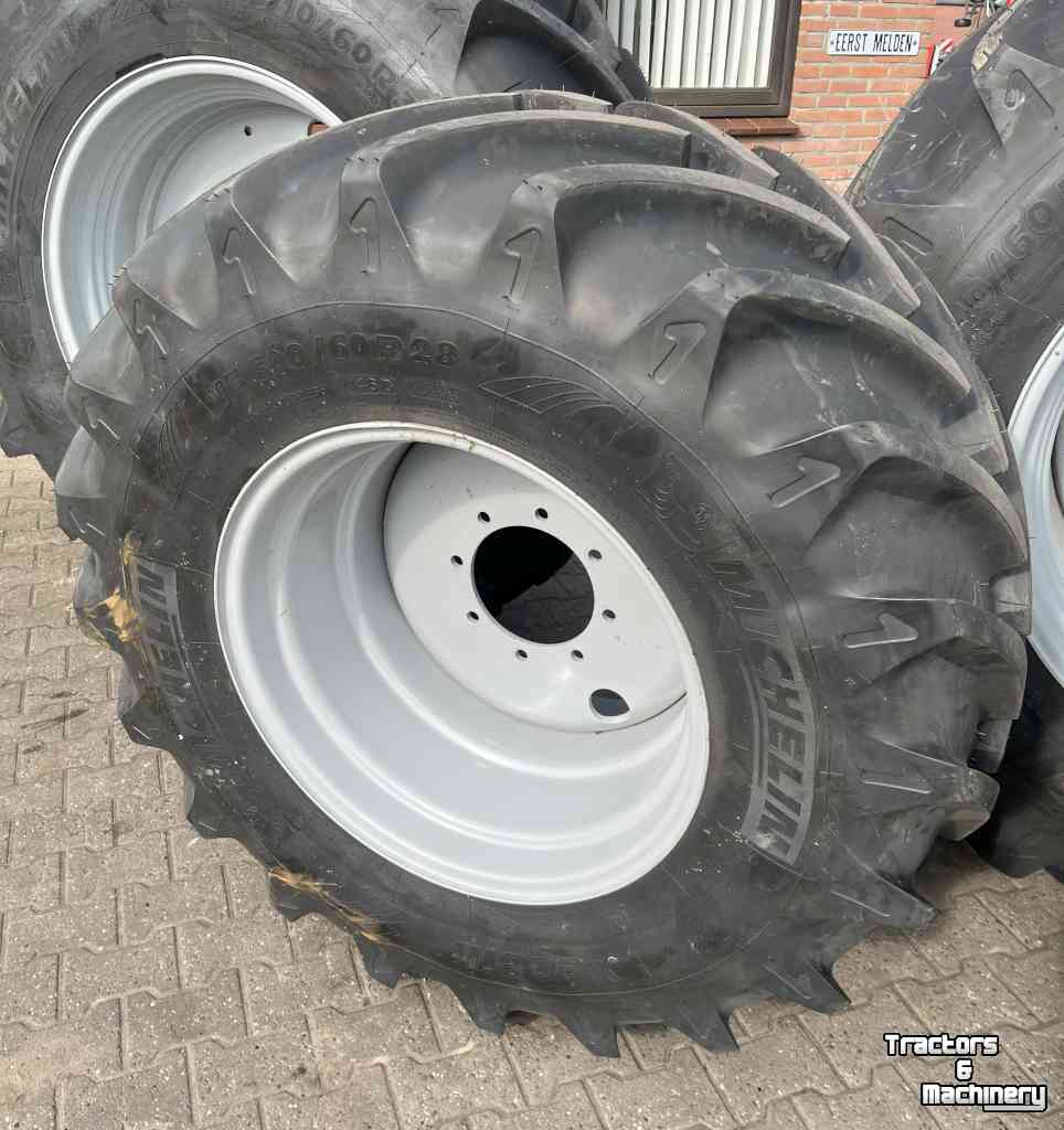 Wheels, Tyres, Rims & Dual spacers Michelin VF 710/60-R38 Xeobib en VF 600/60-R28 Xeobib