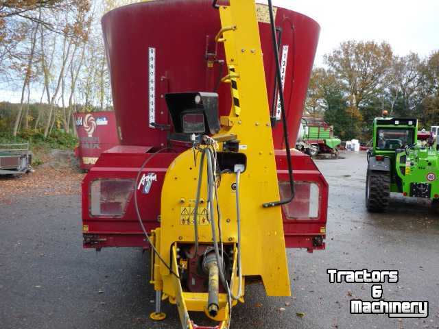 Vertical feed mixer AGM 2w240