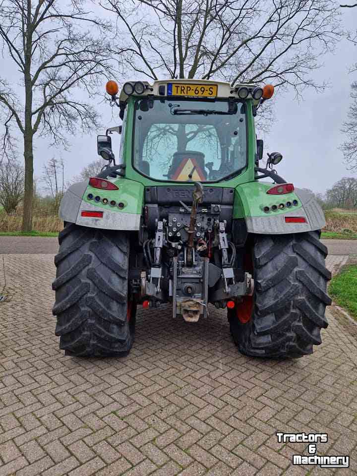Tractors Fendt 513