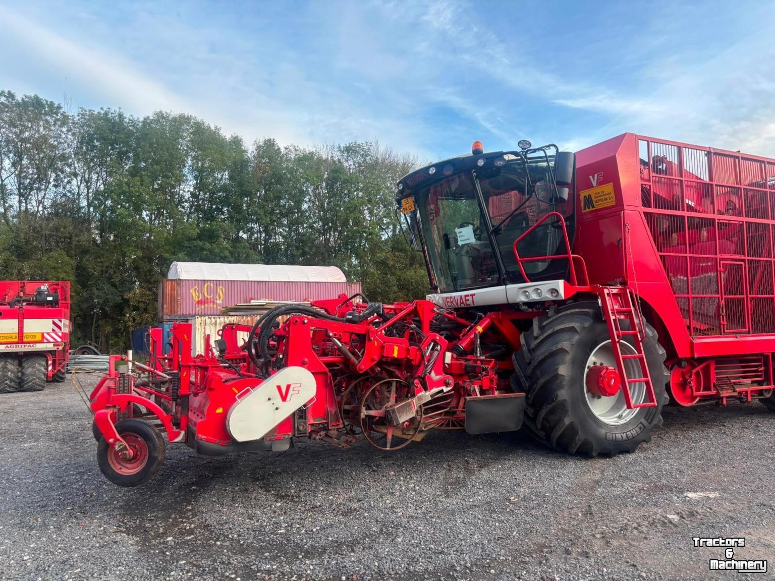 Sugar beet harvester Vervaet BE617