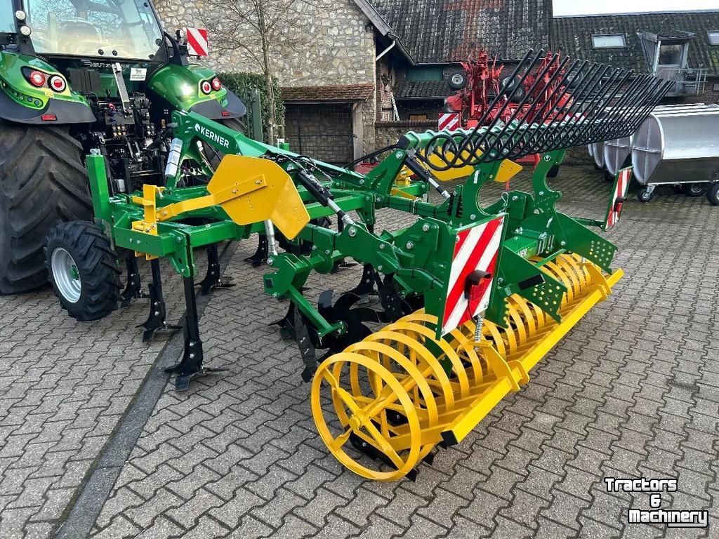 Cultivator Kerner Corona 300 sterwiel cultivator
