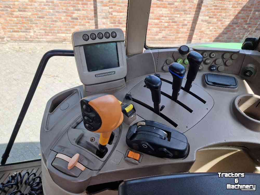 Tractor John Deere 7530