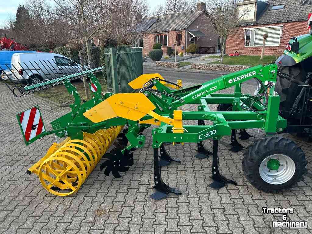 Cultivator Kerner Corona 300 sterwiel cultivator