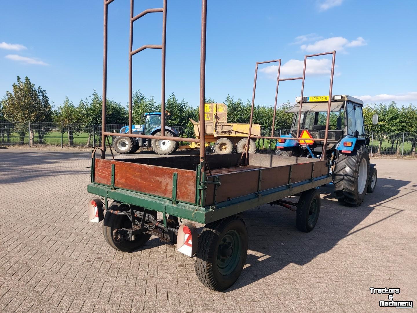 Low loader / Semi trailer  VIERWIELIGE LANDBOUWWAGEN