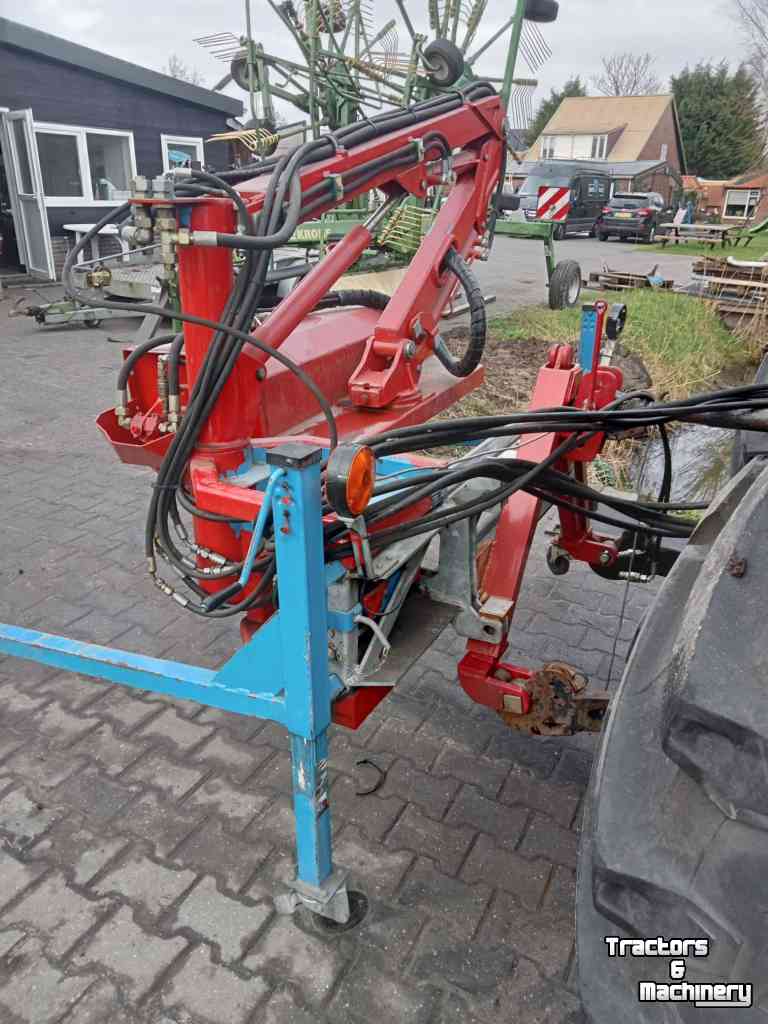 Mowing arm with flailmower  Fiedler armklepelmaaier