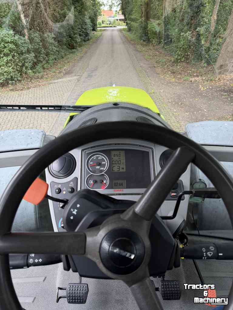Tractor Claas Arion 630