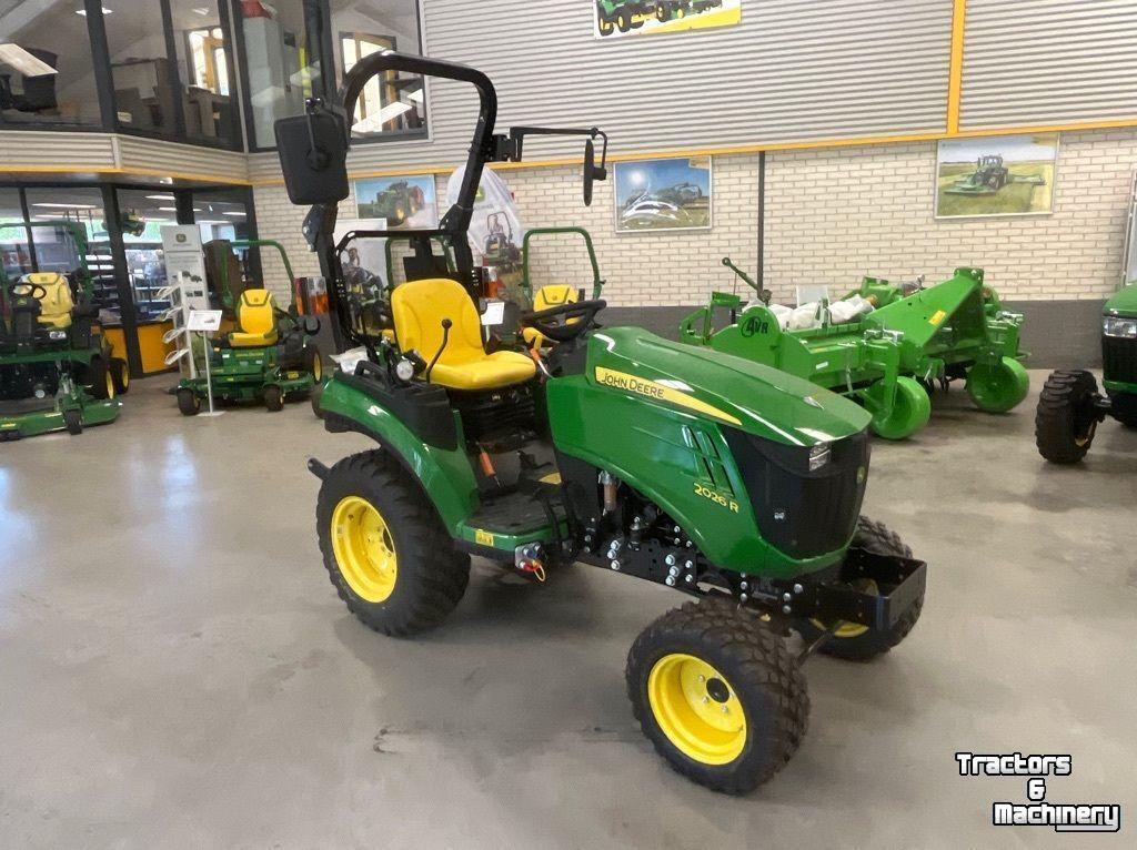 Small-track Tractor John Deere 2026R