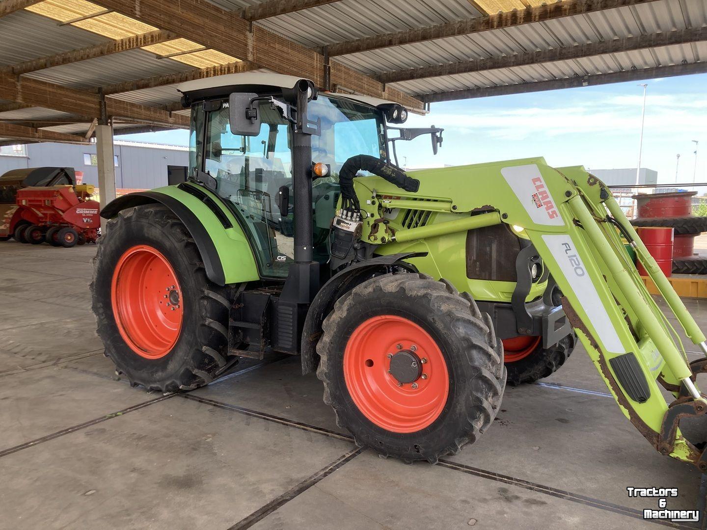 Tractor Claas Arion 440