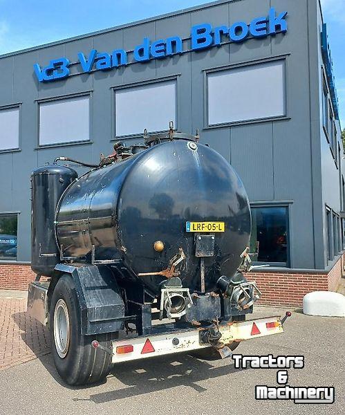 Manure pump  Pomptankwagen met compressor - en Doda pomp
