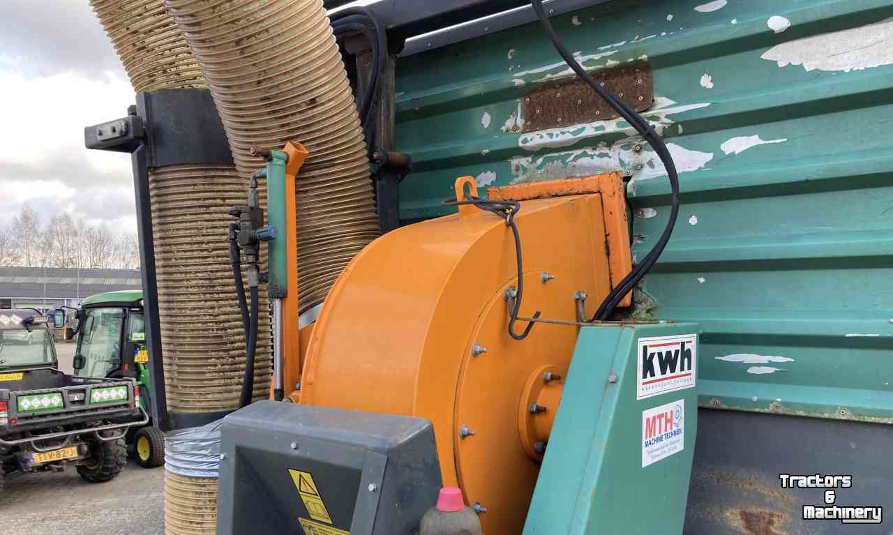 Vacuum sweeper KWH Up & Go 570 8T Bladzuigwagen