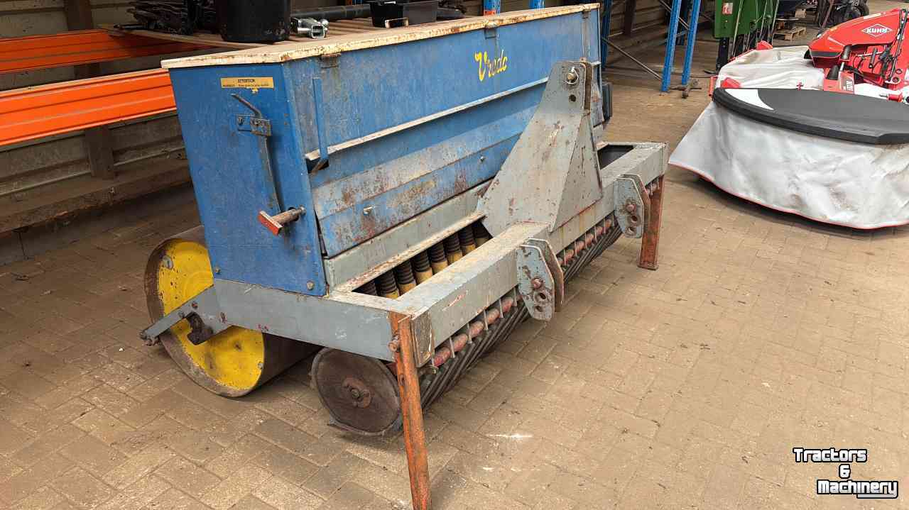 Overseeder Vredo DZ 2 meter doorzaaimachine
