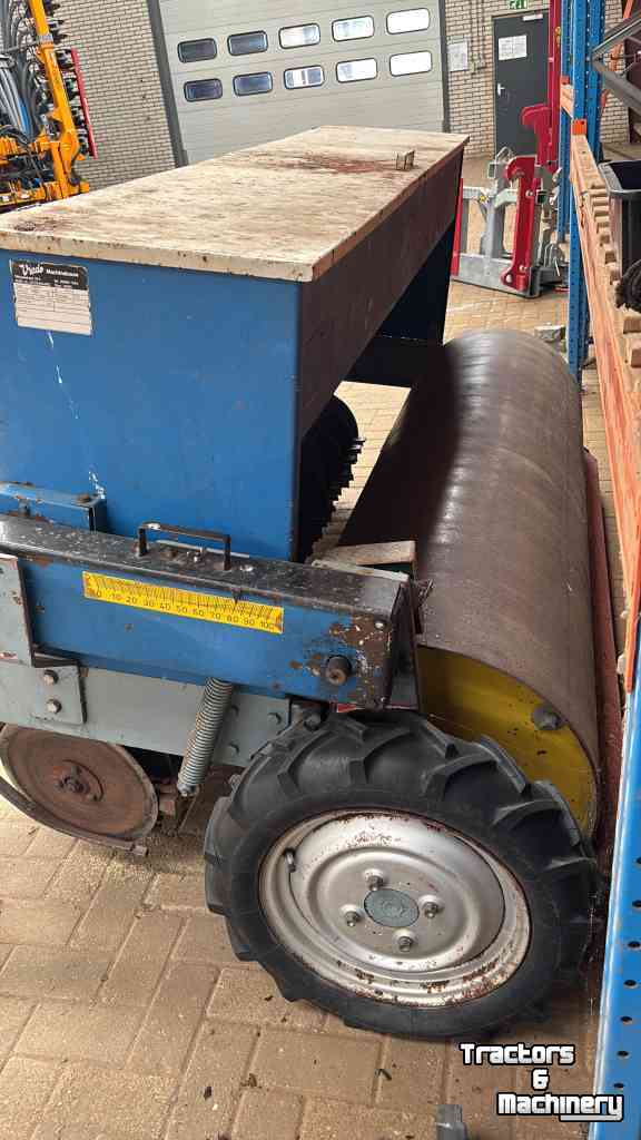 Overseeder Vredo DZ 2 meter doorzaaimachine