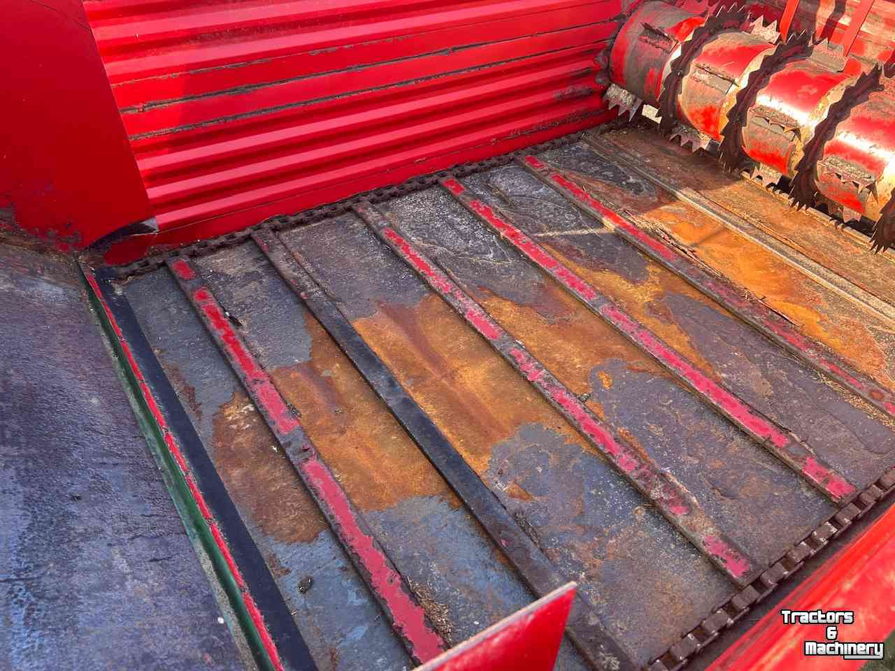 Silage-block distribution wagon Schuitemaker Amigo 30 S
